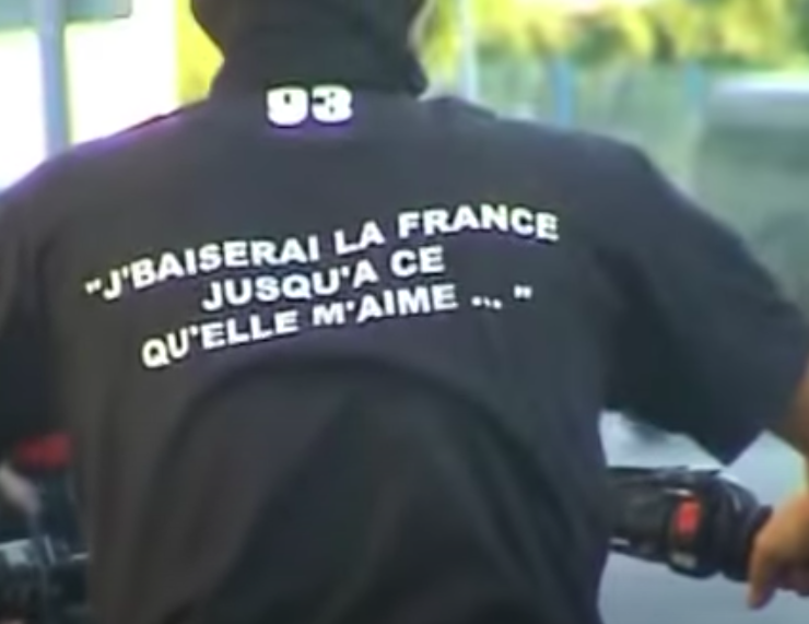 "Je baiserai la France jusqu'à ce qu'elle m'aime" – Clip de 93 Hardcore